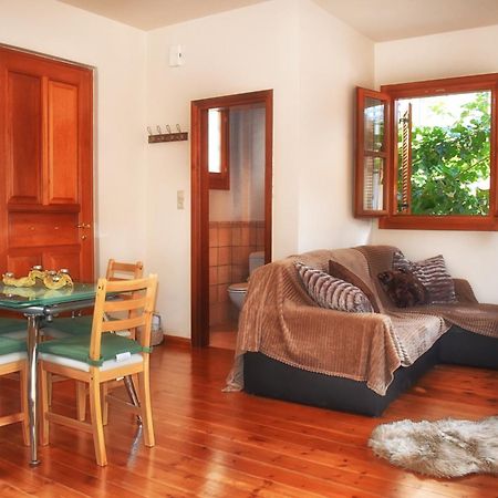 Delfi'S Cozy Maisonette Exterior photo
