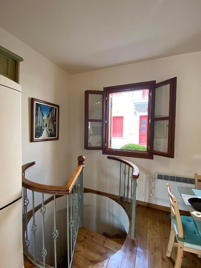 Delfi'S Cozy Maisonette Exterior photo