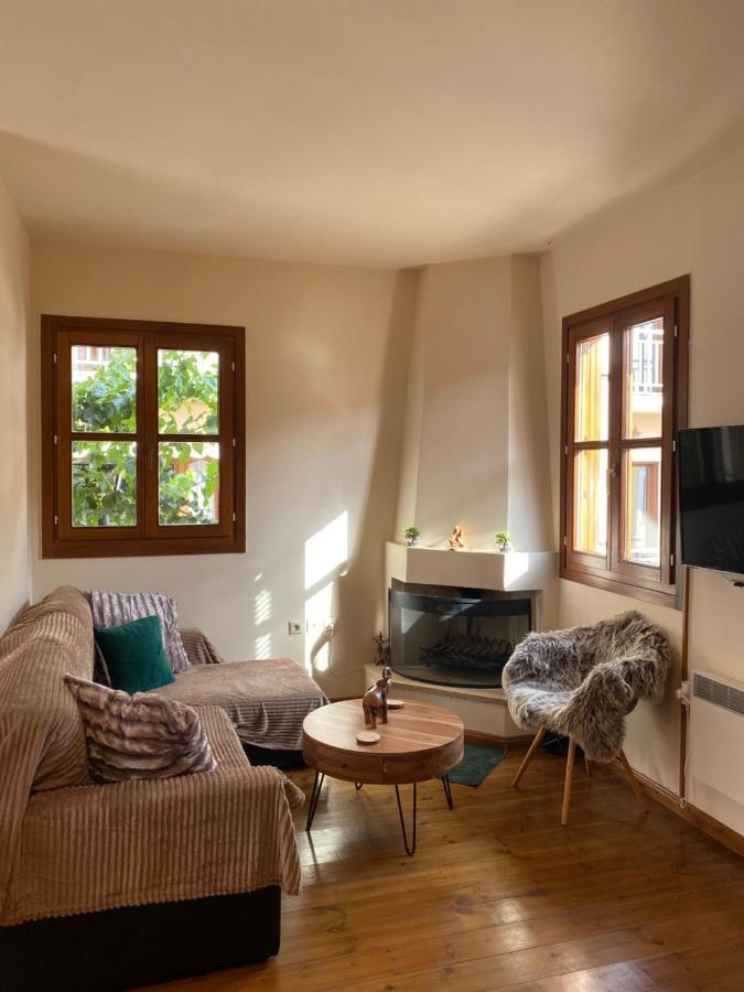 Delfi'S Cozy Maisonette Exterior photo